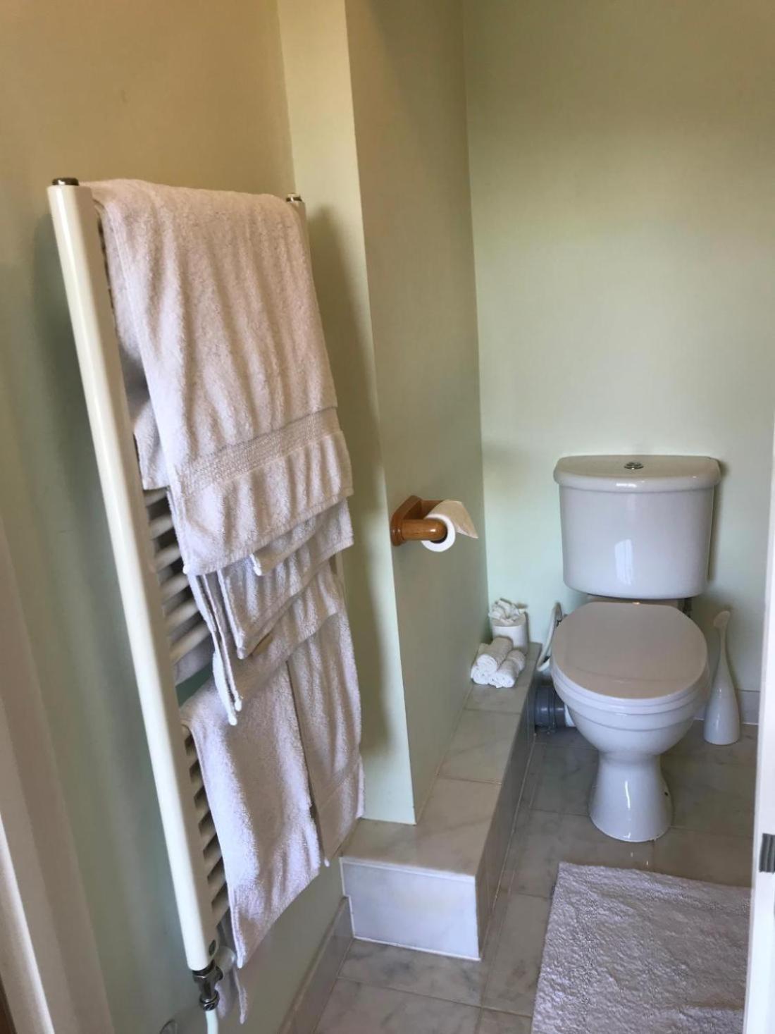 Room In Guest Room - Orchard Manor, Fore Street, Probus, Tr24Ly, Nr Truro Exterior foto